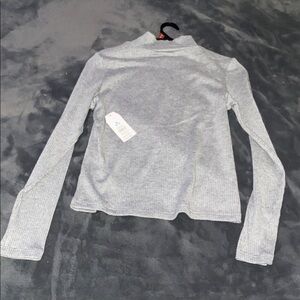 Time and Tru Women's Mock Neck Ribbed Top with Long Sleeves, Size M